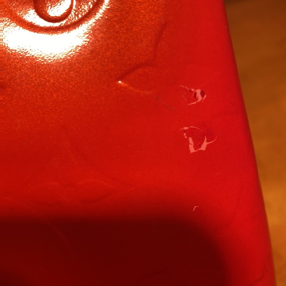 LV Vernis Red Reade PM Tote - Picture 14 of 14